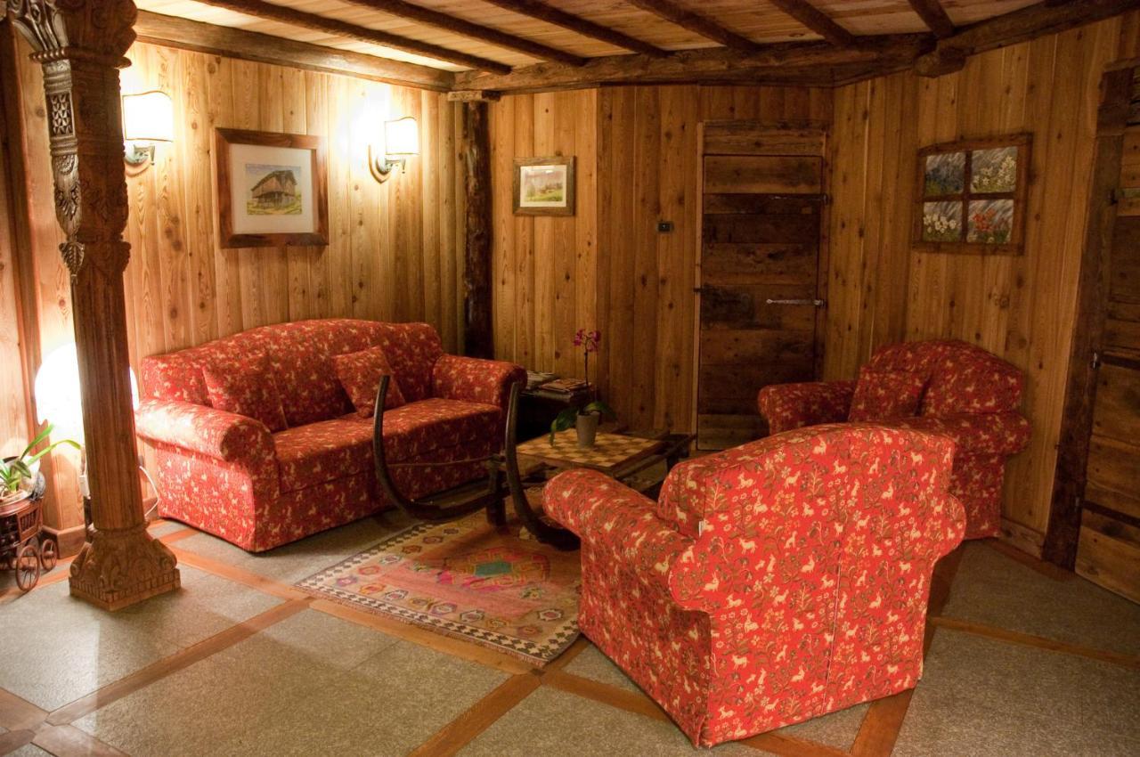 La Torretta Hotel Challand-Saint-Anselme Zewnętrze zdjęcie