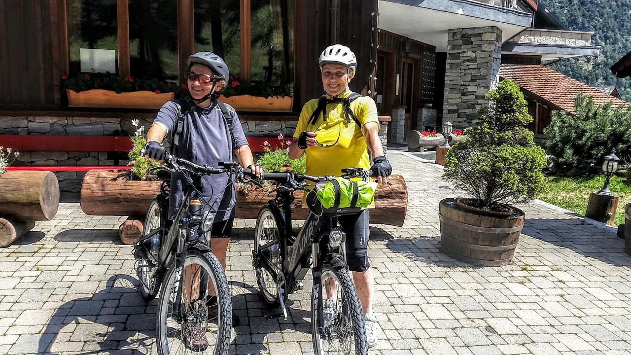 La Torretta Hotel Challand-Saint-Anselme Zewnętrze zdjęcie